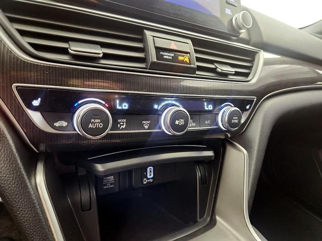 Photo of 2019 White Honda Accord