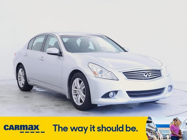 2013 Infiniti G37