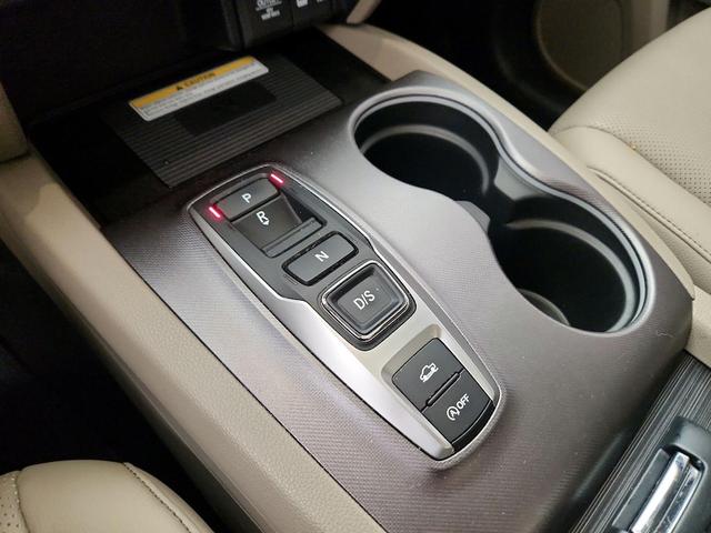 Photo of 2023 White Honda Ridgeline