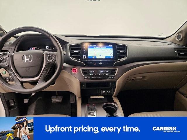 Photo of 2023 White Honda Ridgeline