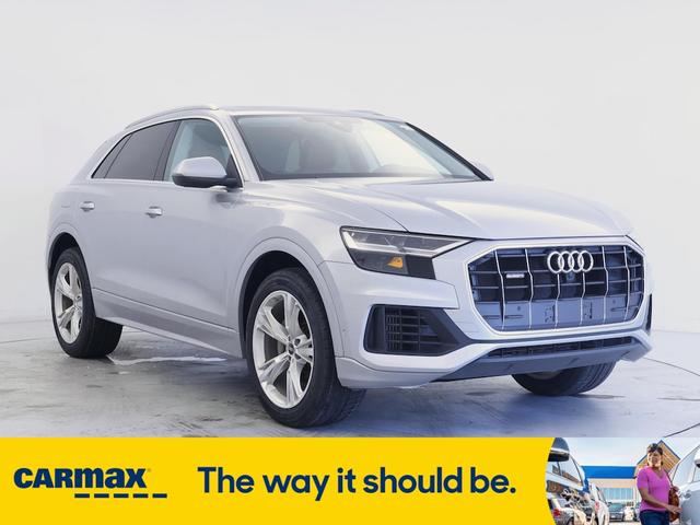 2022 Audi Q8