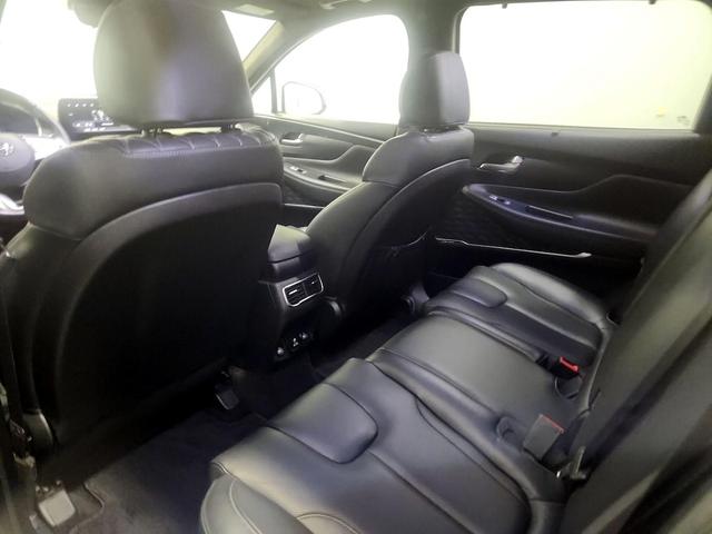 Photo of 2022 White Hyundai SANTA FE