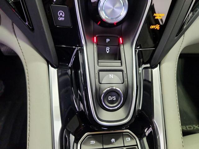 Photo of 2021 Gray Acura RDX
