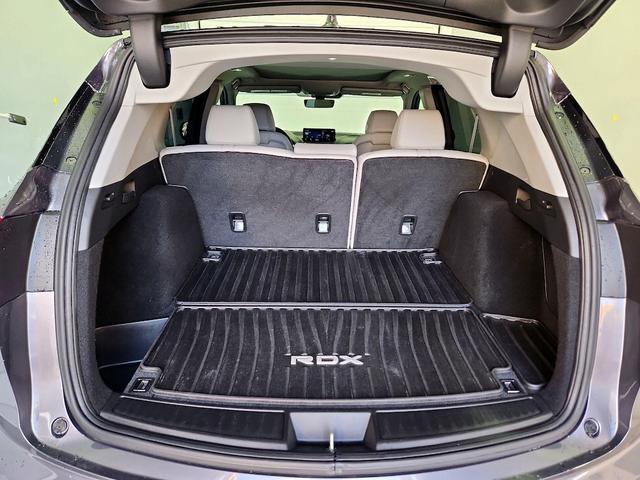 Photo of 2021 Gray Acura RDX