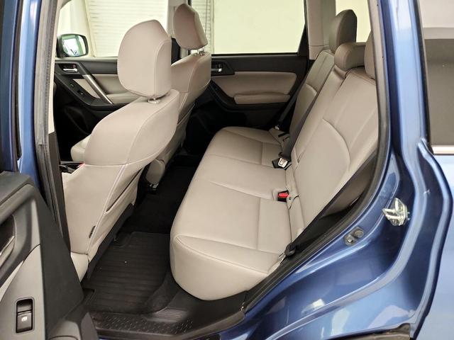 Photo of 2015 Blue Subaru Forester