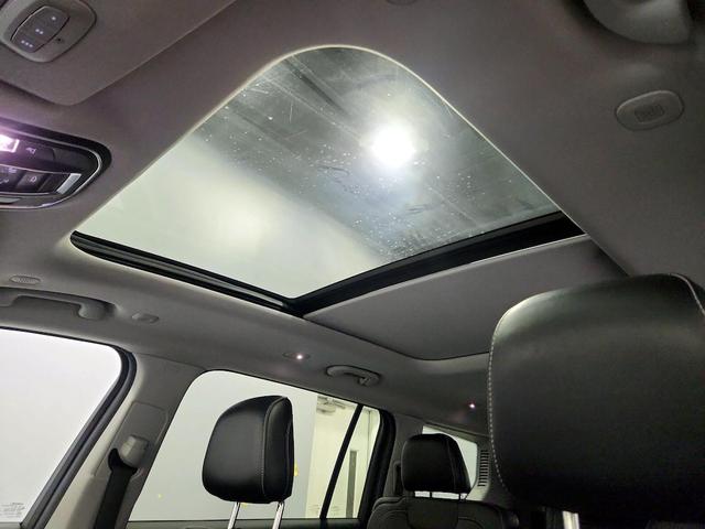 Photo of 2022 Gray Jeep Grand Cherokee L