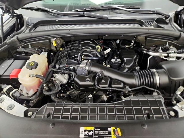 Photo of 2022 Gray Jeep Grand Cherokee L