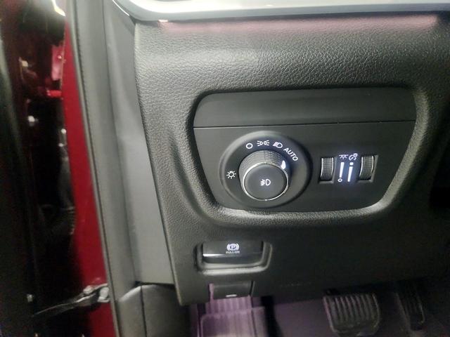 Photo of 2025 Burgundy Jeep Grand Cherokee