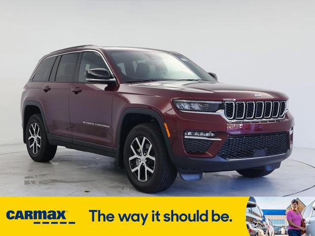 Photo of 2025 Burgundy Jeep Grand Cherokee