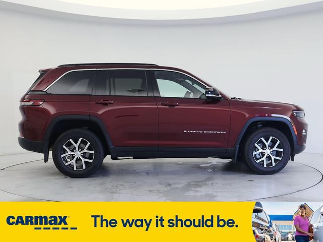 Photo of 2025 Burgundy Jeep Grand Cherokee