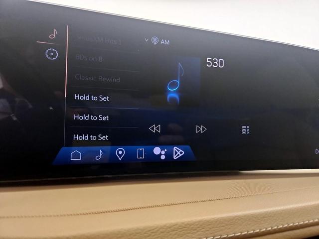 Photo of 2024 White Cadillac XT4