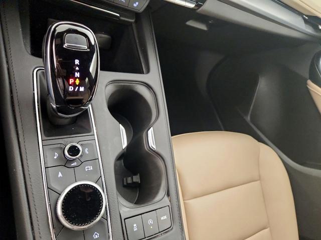 Photo of 2024 White Cadillac XT4