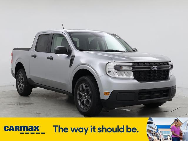 Photo of 2024 Blue Ford Maverick