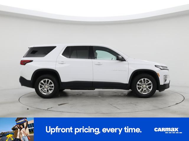 Photo of 2022 White Chevrolet Traverse