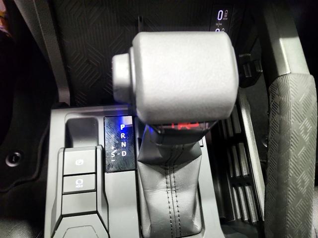 Photo of 2024 White Toyota Tacoma