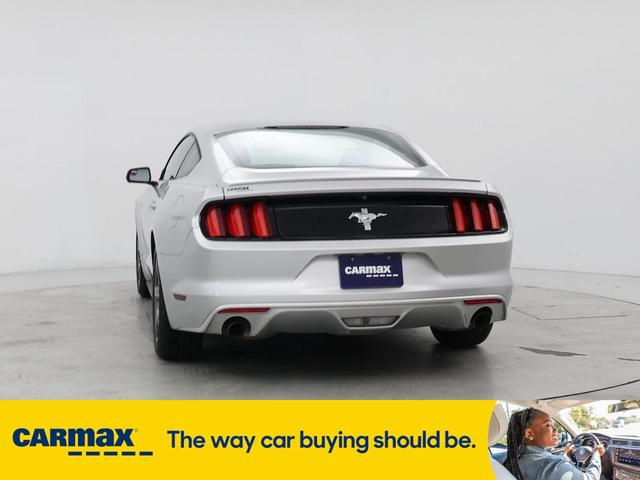 Photo of 2016 Silver Ford Mustang