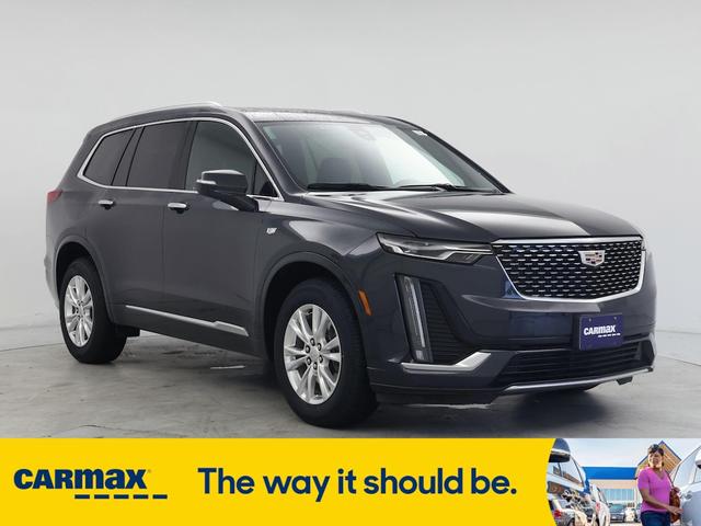 2022 Cadillac XT6