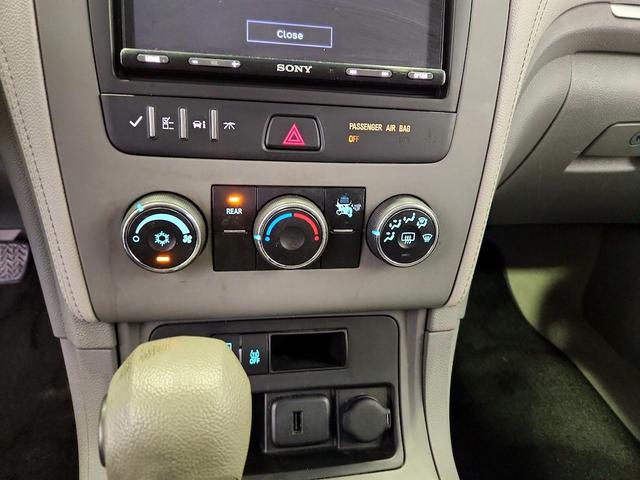 Photo of 2016 Blue Chevrolet Traverse