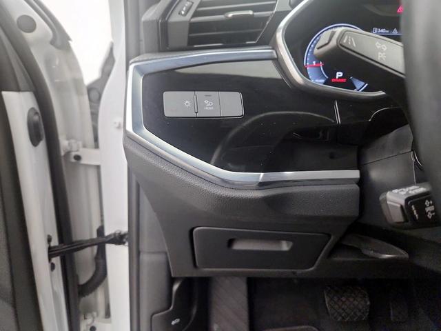 Photo of 2020 White Audi Q3