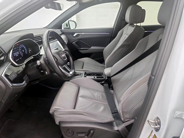 Photo of 2020 White Audi Q3