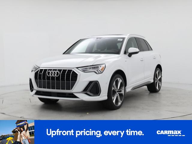 Photo of 2020 White Audi Q3