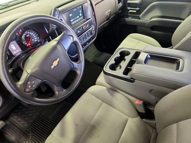 Photo of 2018 Silver Chevrolet Silverado 1500