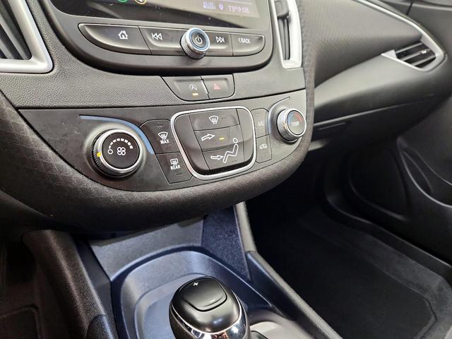 Photo of 2020 Silver Chevrolet Malibu