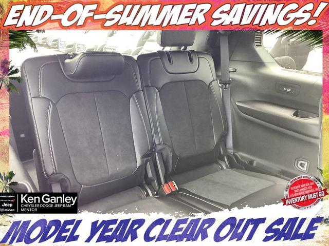 Photo of 2025 Velvet Red Pearlcoat Jeep Grand Cherokee L