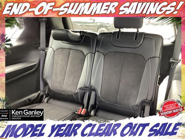 Photo of 2025 Velvet Red Pearlcoat Jeep Grand Cherokee L