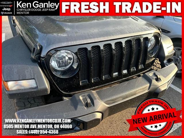 Photo of 2023 Granite Crystal Clearcoat Metallic Jeep Wrangler