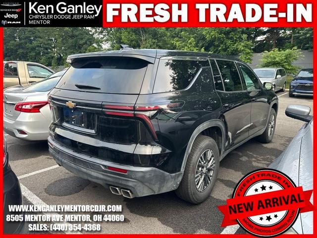 Photo of 2024 Mosaic Black Metallic Chevrolet Traverse