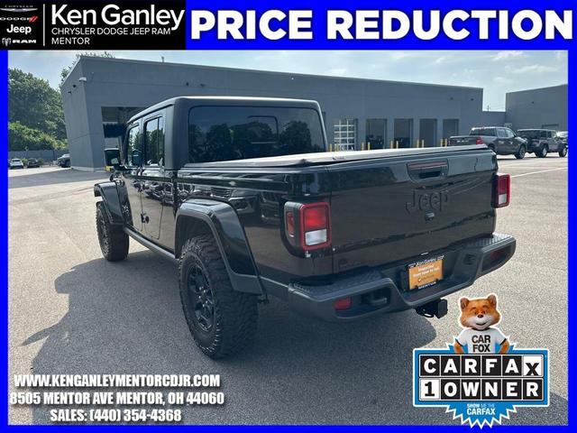 Photo of 2022 Black Clearcoat Jeep Gladiator