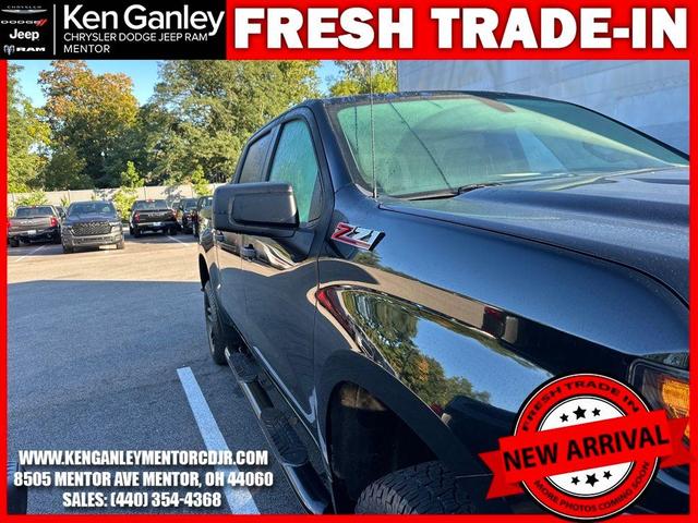 Photo of 2020 Black Chevrolet Silverado 1500