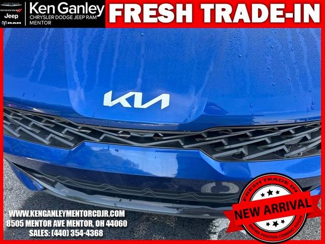 Photo of 2022 Sapphire Blue Kia K5
