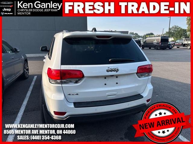 Photo of 2019 Bright White Clearcoat Jeep Grand Cherokee