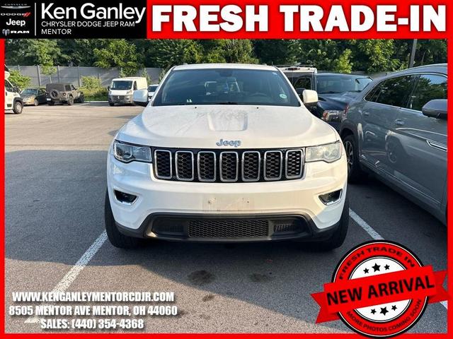 Photo of 2019 Bright White Clearcoat Jeep Grand Cherokee