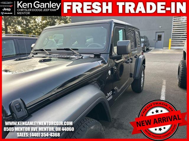 Photo of 2018 Black Clearcoat Jeep Wrangler Unlimited