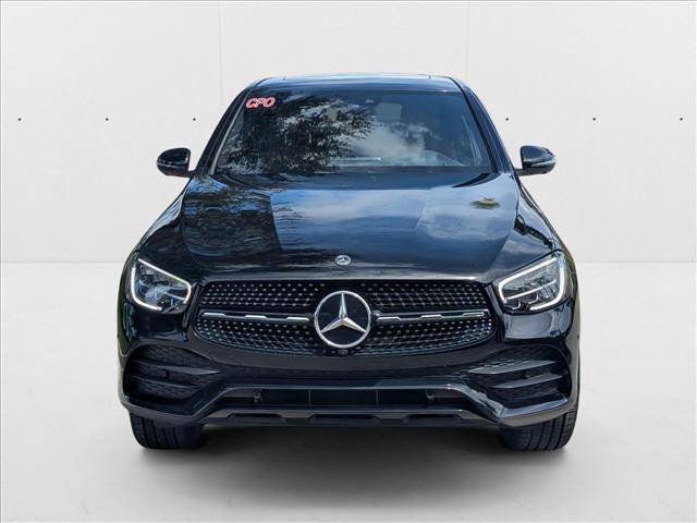 Photo of 2022 Black Mercedes-Benz GLC 300