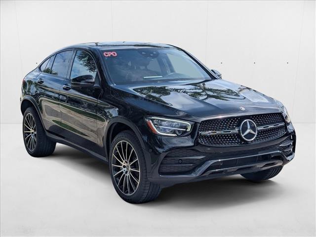 Photo of 2022 Black Mercedes-Benz GLC 300