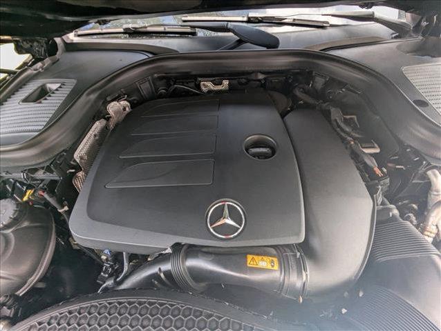 Photo of 2022 Black Mercedes-Benz GLC 300
