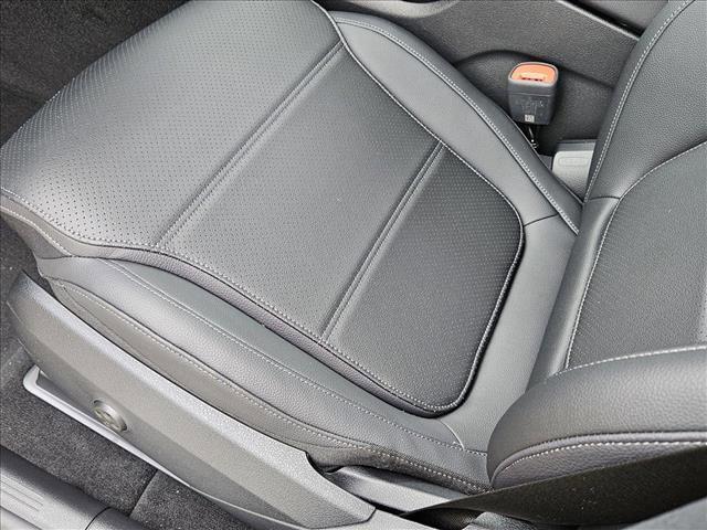 Photo of 2025 Black Mercedes-Benz GLC 350e