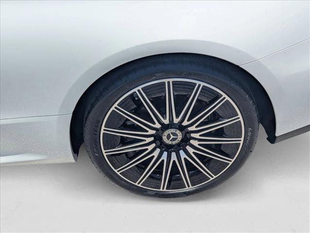 Photo of 2026 Polar White Mercedes-Benz CLE 300