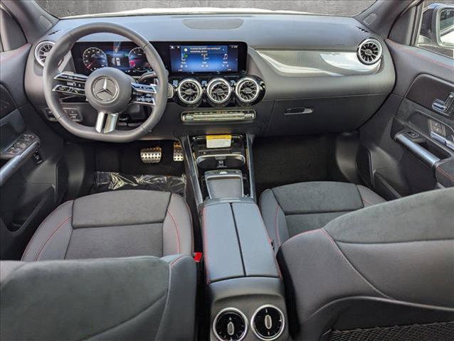 Photo of 2025 Polar White Mercedes-Benz GLA 250