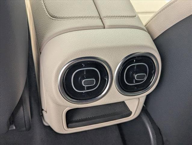 Photo of 2025 Polar White Mercedes-Benz GLC 300
