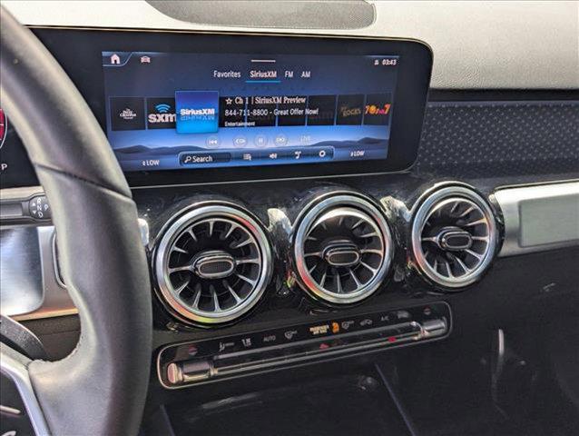 Photo of 2025 Night Black Mercedes-Benz GLB 250