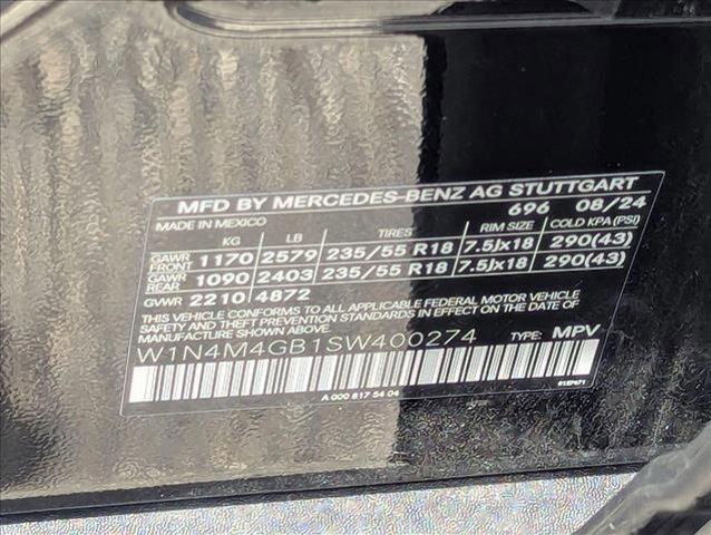 Photo of 2025 Night Black Mercedes-Benz GLB 250