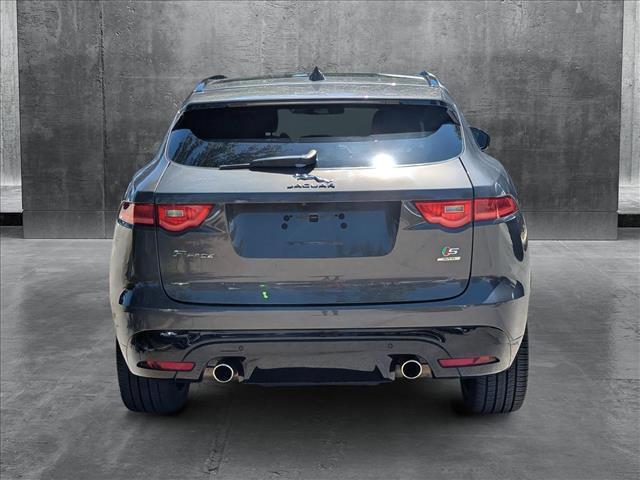 Photo of 2017 Ammonite Gray Meta Jaguar F-PACE