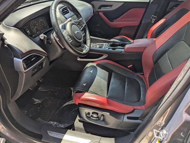 Photo of 2017 Ammonite Gray Meta Jaguar F-PACE