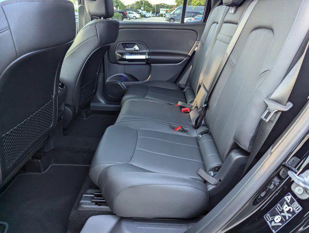 Photo of 2025 Night Black Mercedes-Benz GLB 250