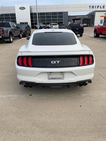 Photo of 2022 Oxford White Ford Mustang